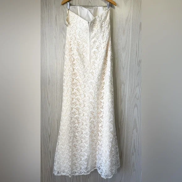 GALINA Strapless Lace Sheath Bridal Gown – Size 10 NWT